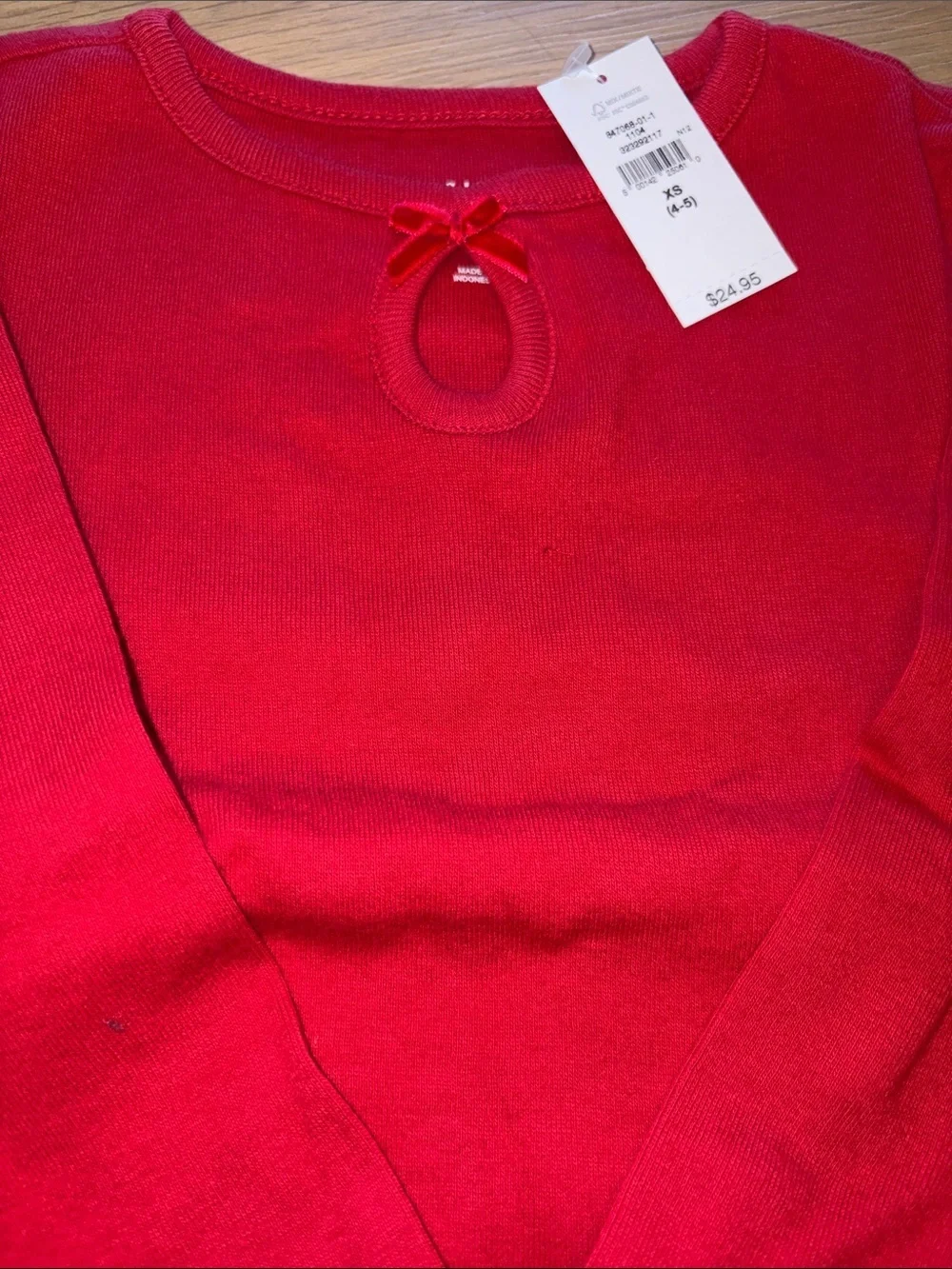 NWT GAP Kids Set of Two Cream Ribbed Top with Bows & Red Long-Sleeve Keyhole Top